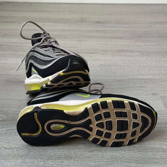 Nike Air Max 97 JAPAN OG QS in Neon main image 11